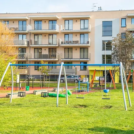 Rentplanet - Pogodne Osiedle Apartment Kolobrzeg Exterior photo